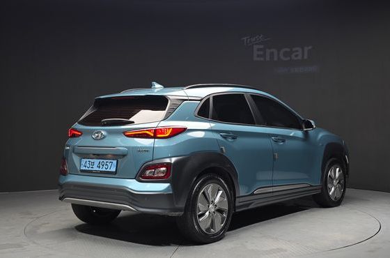 Hyundai Kona Premium — пробег 64 453 км — фото 2 из 5