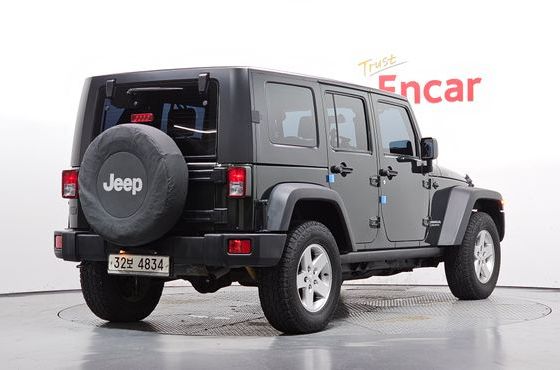 Jeep Wrangler 2.8 Diesel Rubicon 4Door — пробег 210 083 км — фото 2 из 5