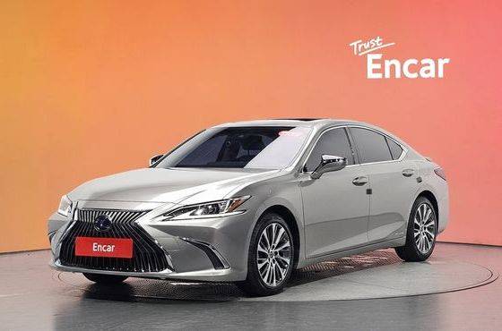 Lexus ES Luxury — пробег 59 915 км — фото 1 из 5