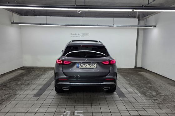 Mercedes-Benz GLA-Class GLA250 4MATIC — пробег 42 764 км — фото 4 из 5