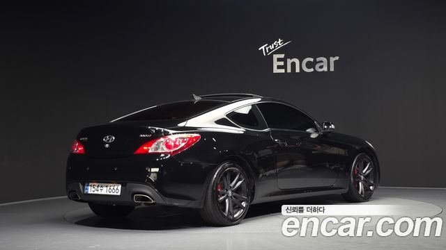 Hyundai Genesis из Кореи Encar