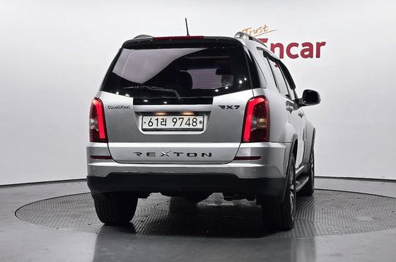 Ssangyong Rexton 2.0 4WD RX7 Luxury — пробег 105 777 км — фото 4 из 5