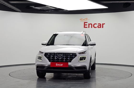 Hyundai Venue 1,6 Premium — пробег 6 676 км — фото 3 из 5