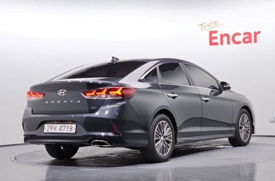 Hyundai Sonata 2.0 Smart — пробег 158 198 км — фото 2 из 5