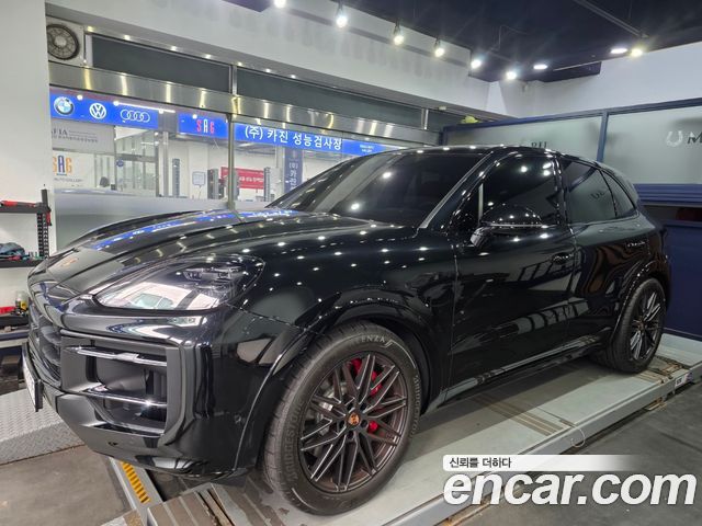 Porsche Cayenne 4.0 GTS — пробег 1 058 км — фото 1 из 5