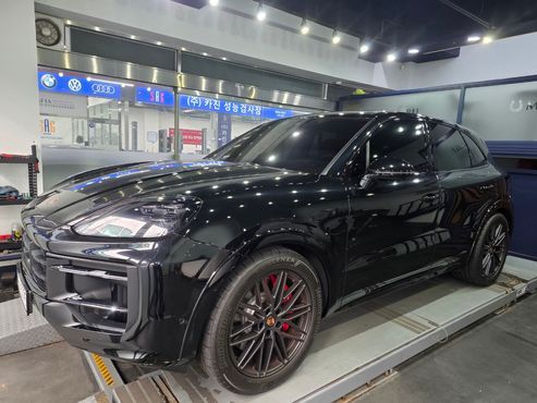 Porsche Cayenne 4.0 GTS — пробег 1 058 км — фото 1 из 5