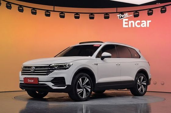 Volkswagen Touareg 3.0 TDI Premium — пробег 54 417 км — фото 1 из 5