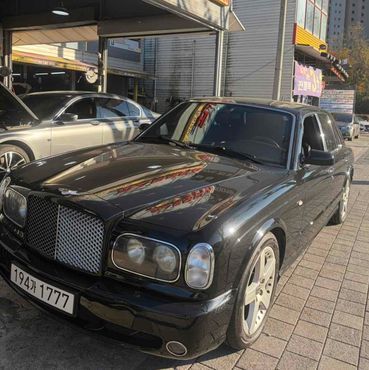 Bentley Arnage 6.8 — пробег 96 000 км — фото 1 из 5