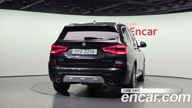 BMW X3 xDrive 20d — пробег 178 371 км — фото 4 из 5