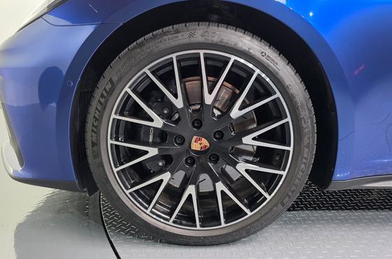Porsche Panamera 2.9 AWD E-Hybrid — пробег 3 164 км — фото 5 из 5