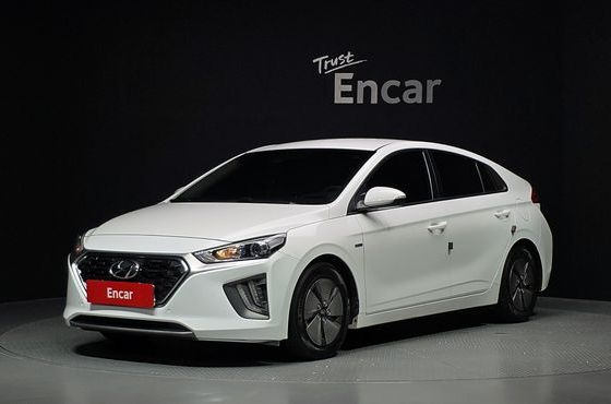 Hyundai Ioniq 1.6 HEV I — пробег 124 423 км — фото 1 из 5
