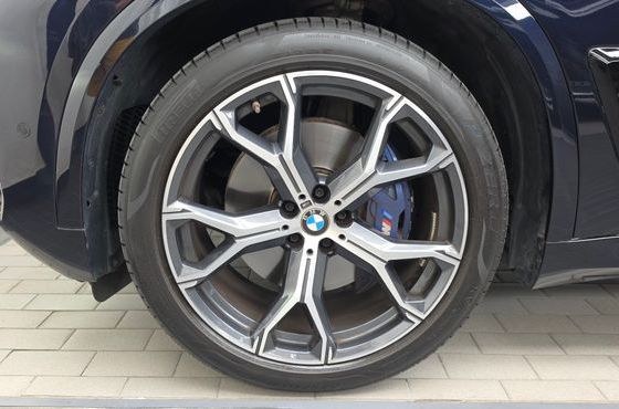 BMW X5 xDrive 40i M Sport — пробег 19 336 км — фото 5 из 5