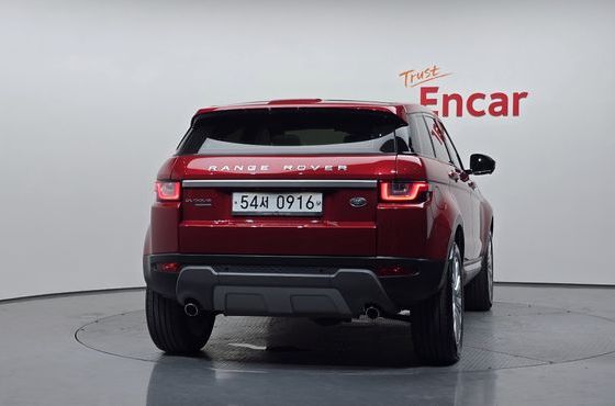 Land Rover Range Rover Evoque 2.0 TD4 HSE — пробег 56 354 км — фото 4 из 5