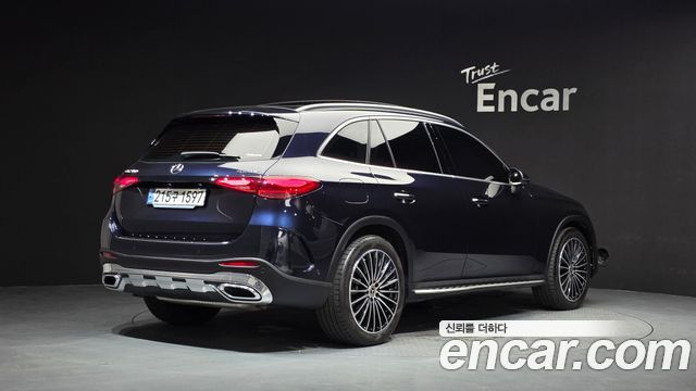 Mercedes-Benz GLC-Class GLC300 4MATIC AMG Line — пробег 18 448 км — фото 2 из 5