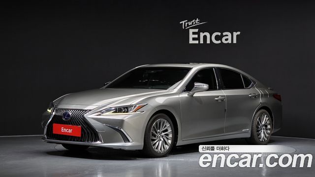 Lexus ES Luxury Plus — пробег 113 406 км — фото 1 из 5