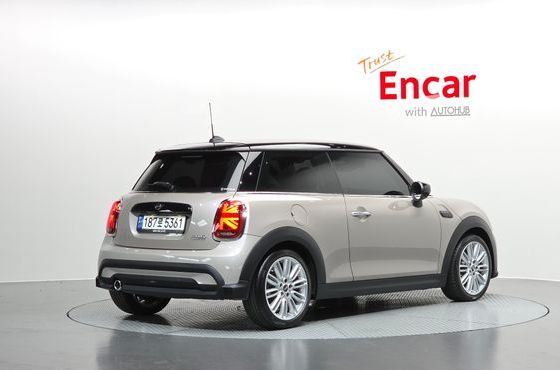 Mini Cooper Classic Third Generation — пробег 12 322 км — фото 2 из 5