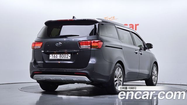 Kia Carnival из Кореи Encar