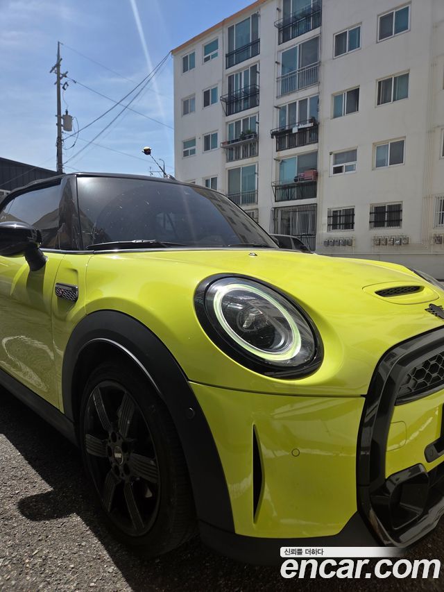 Mini Cooper Convertible Standard 3rd — пробег 47 861 км — фото 1 из 5