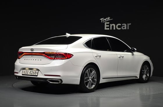 Hyundai Grandeur 2.4 Premium Special — пробег 66 342 км — фото 2 из 5