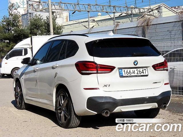 BMW X1 xDrive 20i M Sport — пробег 38 360 км — фото 3 из 5