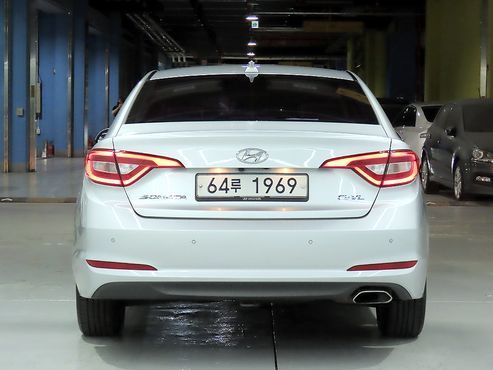 Hyundai Sonata 2.0 Smart — пробег 218 934 км — фото 4 из 5