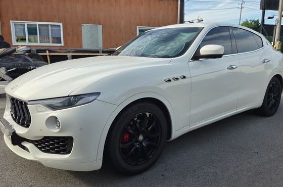 Maserati Levante 3.0 Diesel AWD GranLusso — пробег 54 000 км — фото 1 из 5