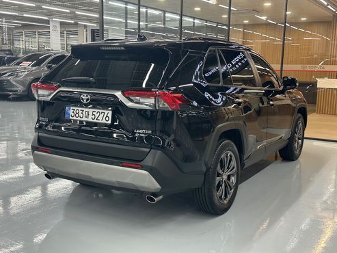 Toyota RAV4 2,5 4WD Hybrid LTD — пробег 9 476 км — фото 2 из 5