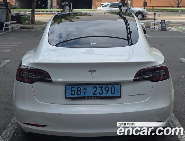 Tesla Model 3 Long Range AWD — пробег 112 000 км — фото 4 из 5