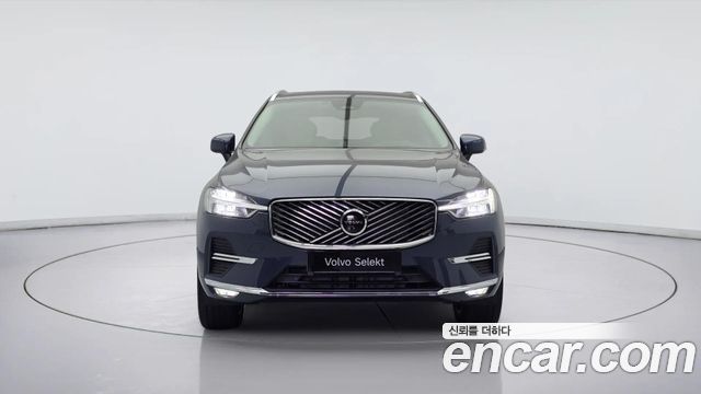 Volvo XC60 B5 Ultra Bright — пробег 1 745 км — фото 2 из 5