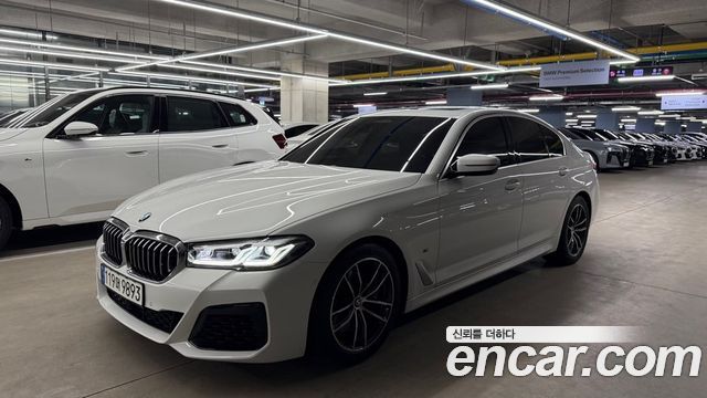 BMW 5-Series 520i M Sport — пробег 45 000 км — фото 1 из 5
