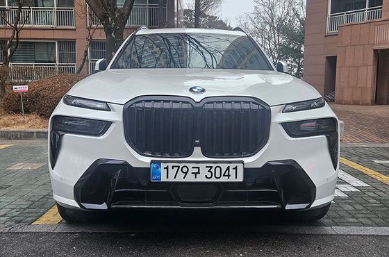 BMW X7 xDrive 40d M Sport 7 STR — пробег 24 737 км — фото 1 из 5