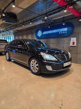 Hyundai Equus VS380 PRIME VIP PACK — пробег 220 000 км — фото 3 из 5