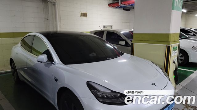 Tesla Model 3 Long Range AWD — пробег 172 000 км — фото 4 из 5