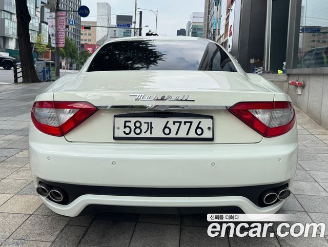 Maserati GranTurismo 4.2 — пробег 70 738 км — фото 4 из 5