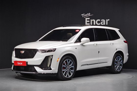 Cadillac XT6 3.6 Sport — пробег 18 766 км — фото 1 из 5