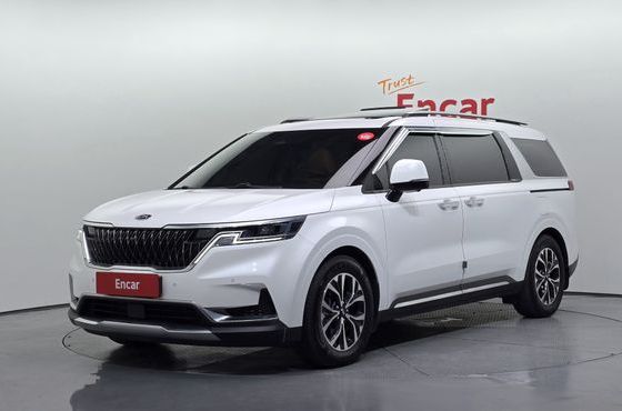 Kia Carnival Gasoline 11-Seater Signature — пробег 63 236 км — фото 1 из 5