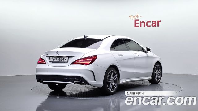 Mercedes-Benz CLA-Class CLA220 AMG Line — пробег 34 953 км — фото 2 из 5