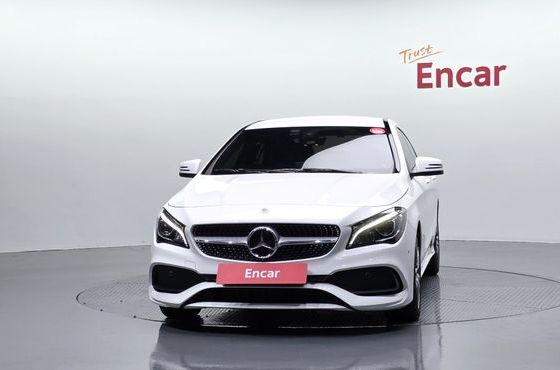 Mercedes-Benz CLA-Class CLA220 AMG Line — пробег 34 953 км — фото 3 из 5