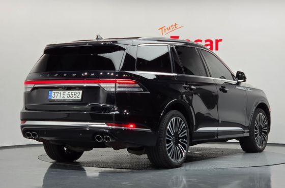 Lincoln Aviator 3.0 Black Label AWD — пробег 46 624 км — фото 2 из 5