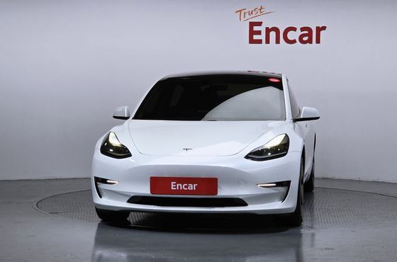 Tesla Model 3 Long Range AWD — пробег 83 109 км — фото 3 из 5