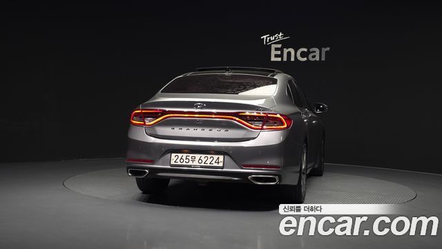 Hyundai Grandeur из Кореи Encar