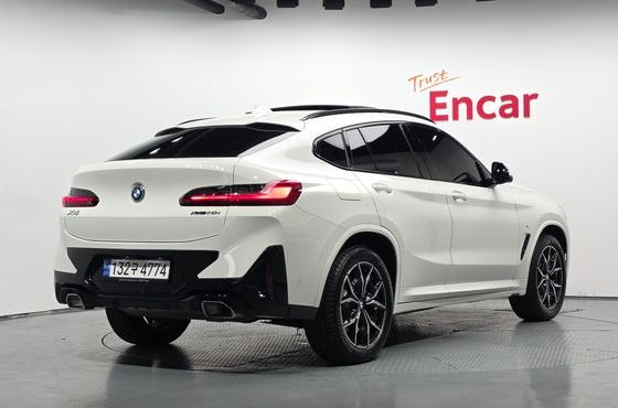 BMW X4 xDrive20i M Sport — пробег 10 498 км — фото 2 из 5