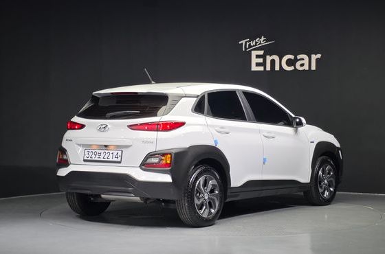Hyundai Kona Smart Special — пробег 17 153 км — фото 2 из 5