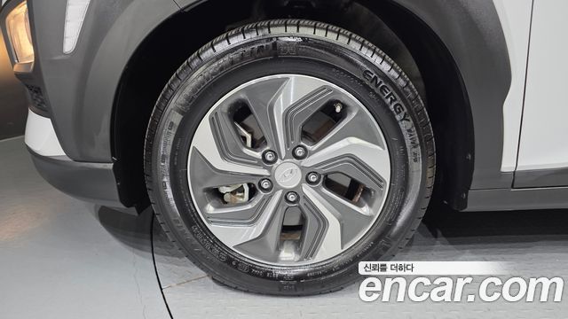 Hyundai Kona из Кореи Encar