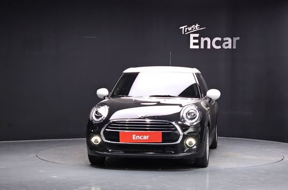 Mini Cooper 5Door Standard 3rd — пробег 70 542 км — фото 3 из 5