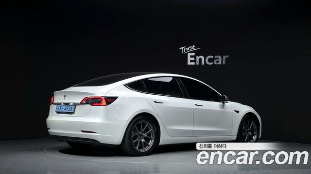 Tesla Model 3 Standard Range Plue RWD — пробег 81 858 км — фото 2 из 5