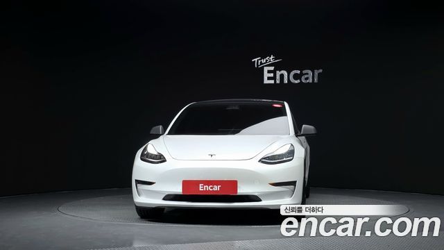 Tesla Model 3 Standard Range Plue RWD — пробег 81 858 км — фото 3 из 5
