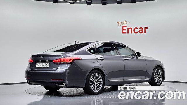 Hyundai Genesis из Кореи Encar
