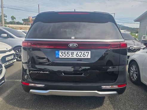 Kia Carnival 9-Seater Noblesse — пробег 103 853 км — фото 4 из 5