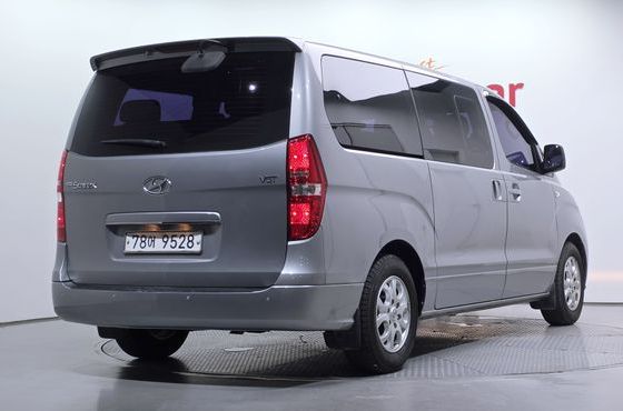Hyundai Starex 12-Seater Wagon CVX Premium — пробег 163 190 км — фото 2 из 5